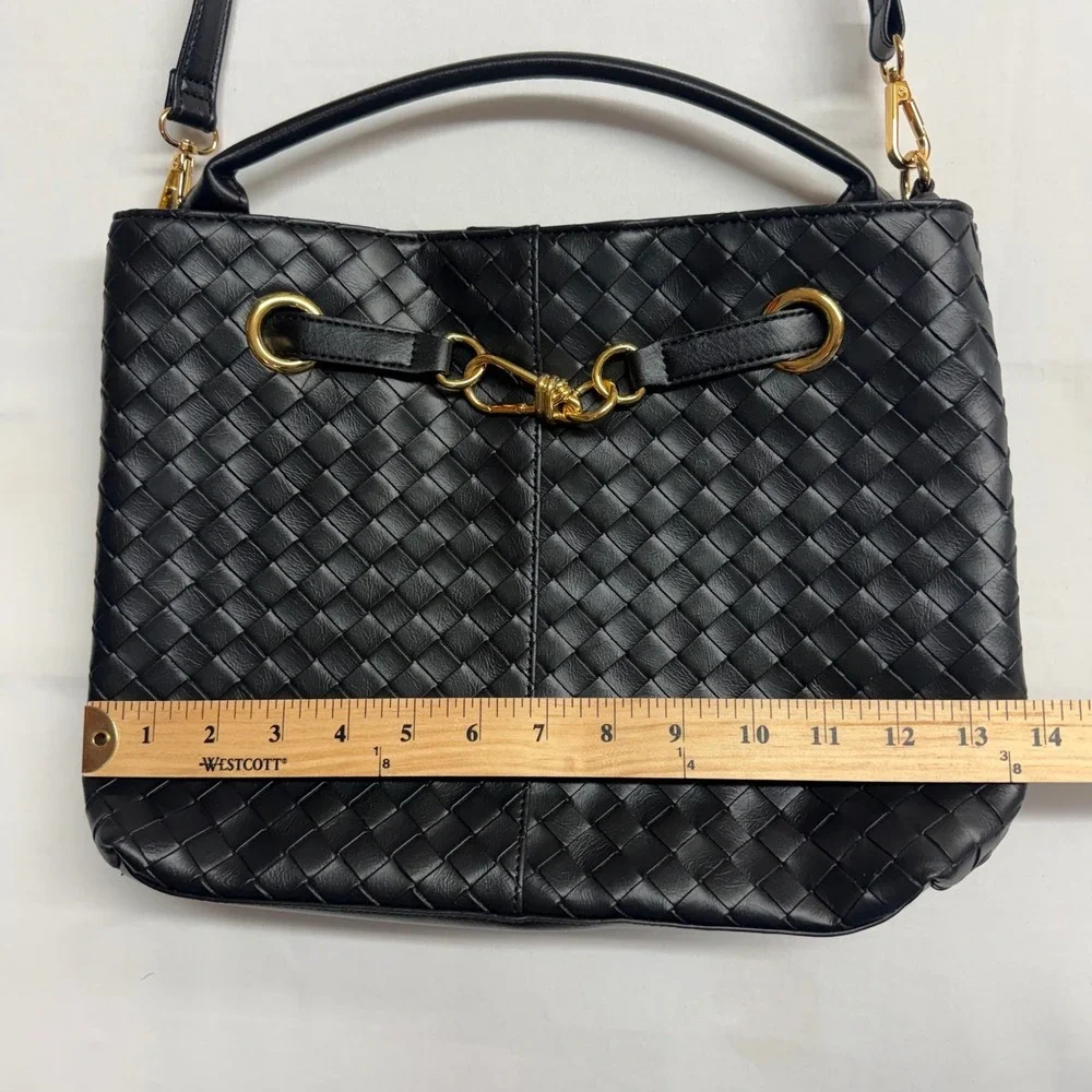 N/A woven faux